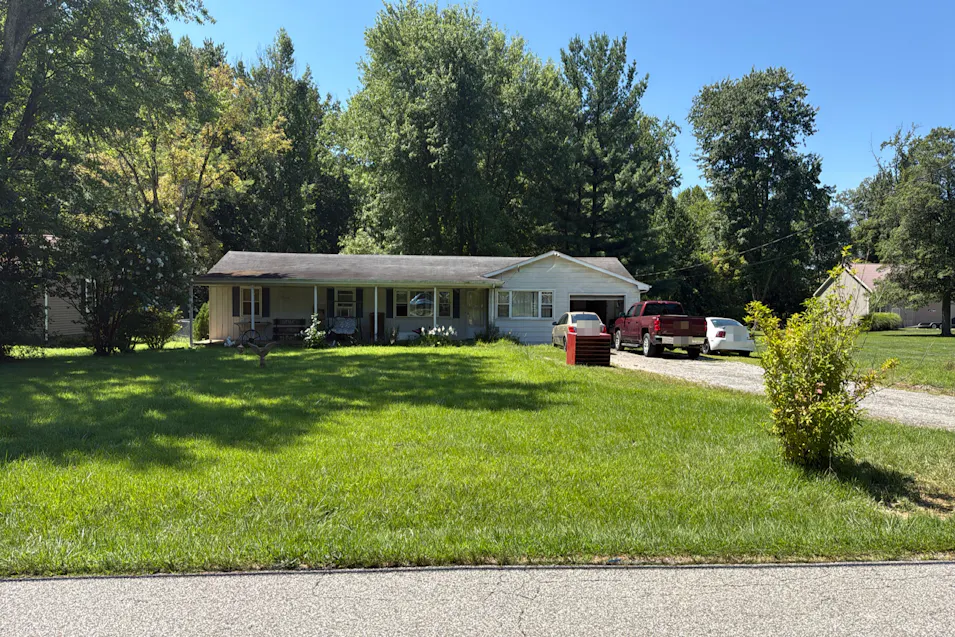 542 South Grange Hall Road Hanover, IN 47243, Jefferson County