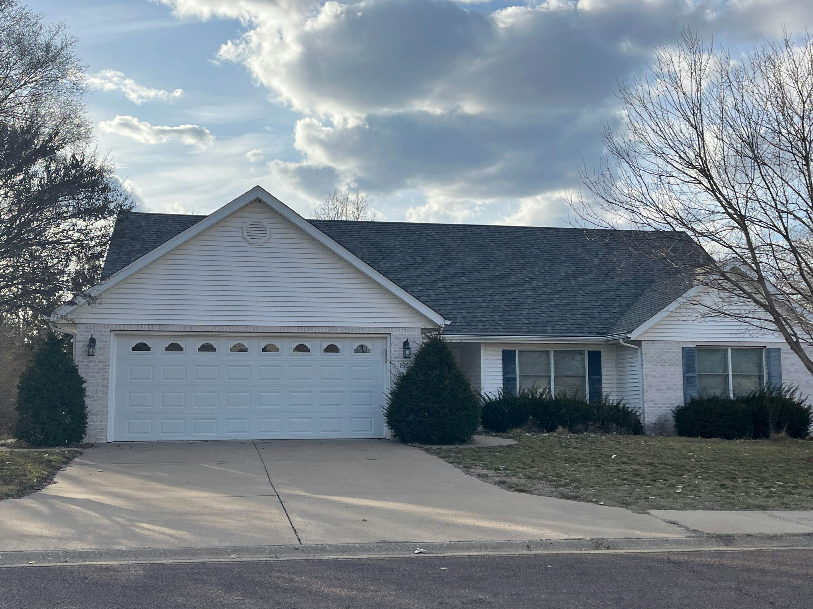 Dane Kelsey Dr, Pekin, IL 61554