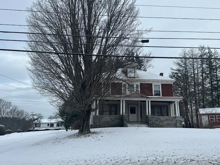 4080 Us Route 7 Pittsford, VT 05763, Rutland County