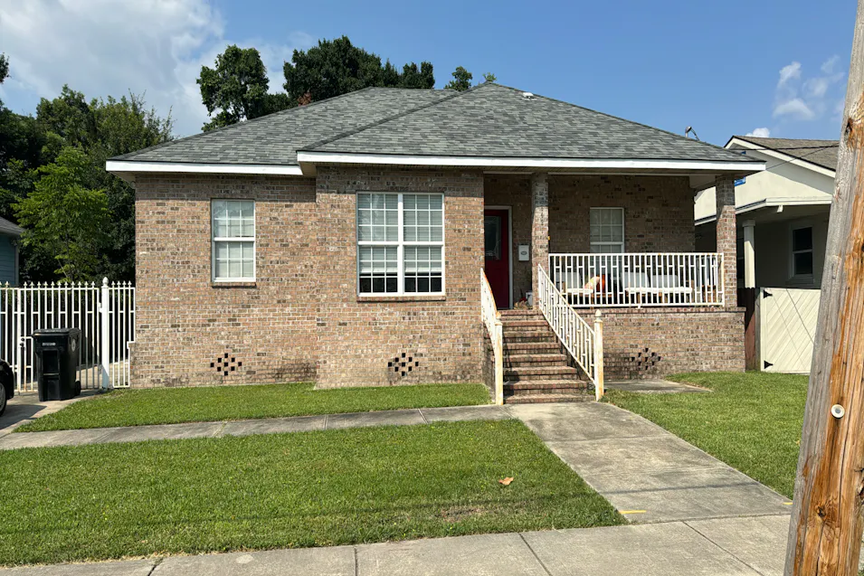 8421 Edinburgh St New Orleans, LA 70118, Orleans County