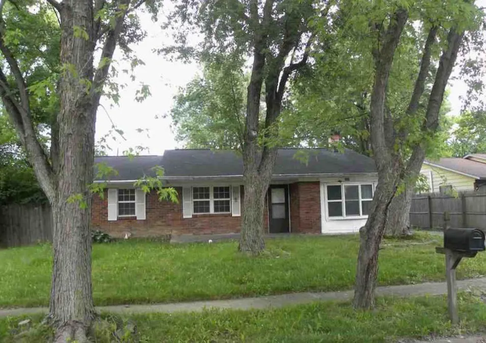 2420 Chappie Lane Indianapolis, IN 46229, Marion County
