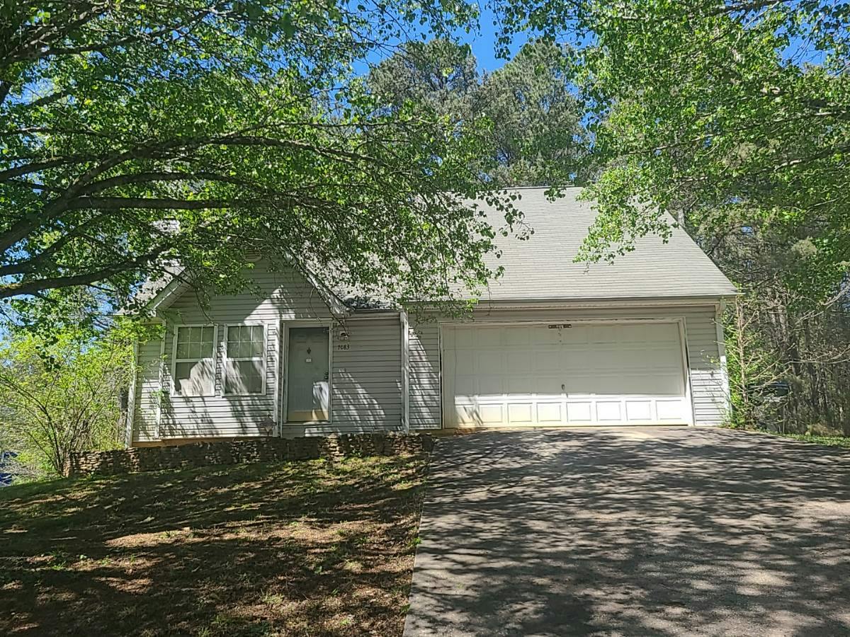 Stoneridge Dr, Douglasville, GA 30134