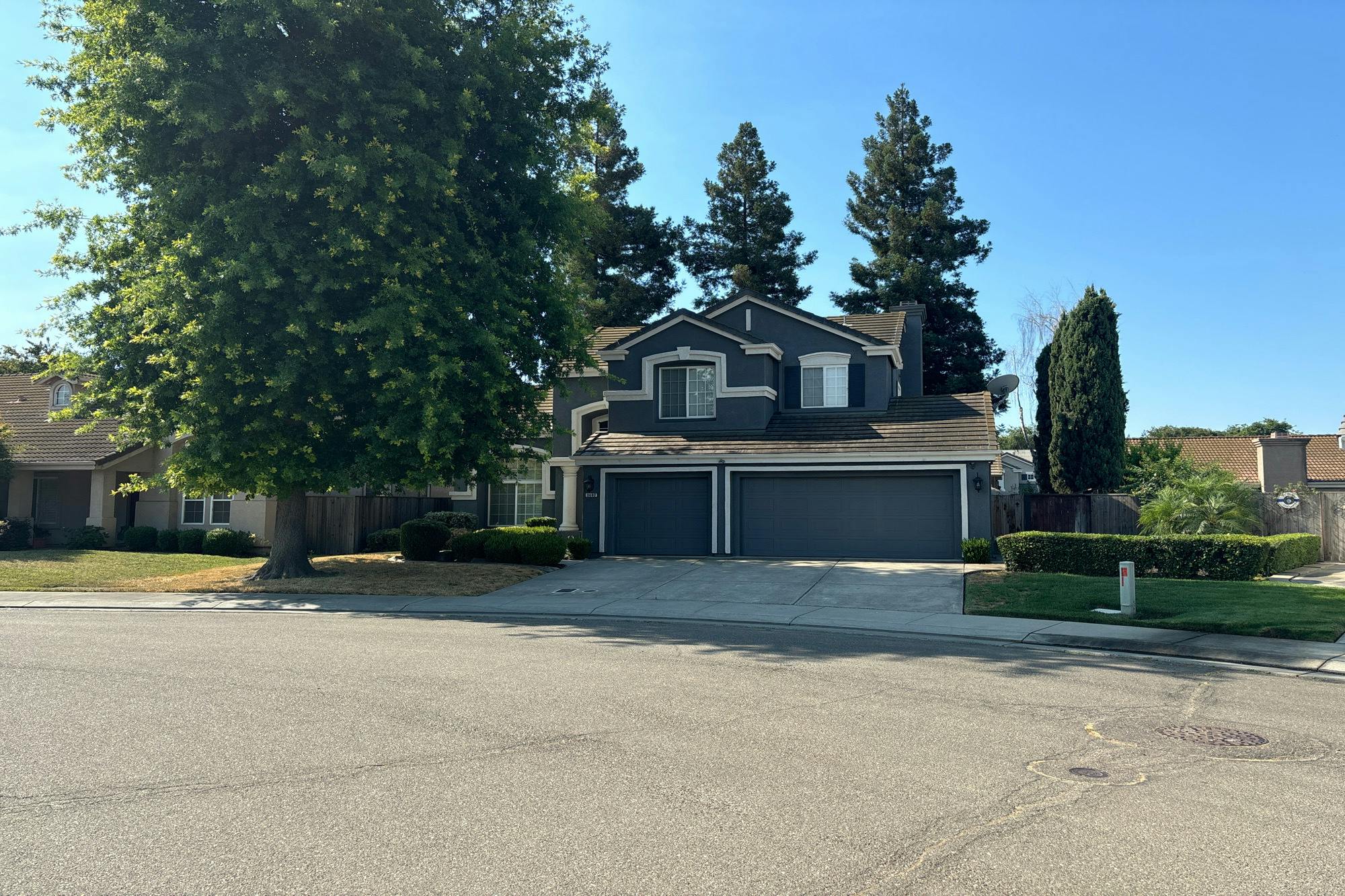 Heatherbrook Dr, Stockton, CA 95219