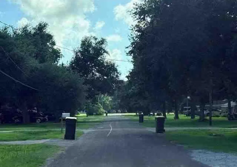 612 Light St Anahuac, TX 77514, Chambers County