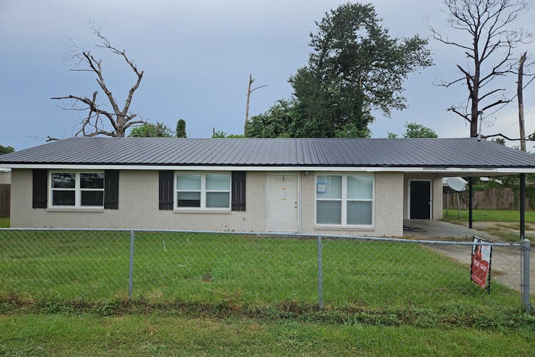 213 Oak D St Larose, LA 70373, Lafourche County