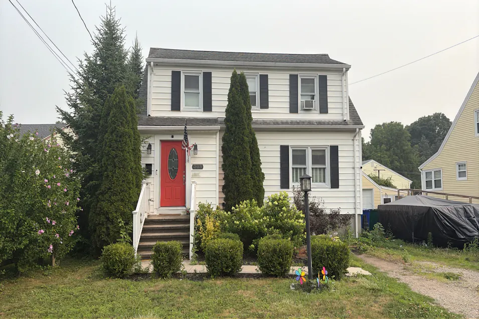 203reitter St Stratford, CT 06614, Fairfield County
