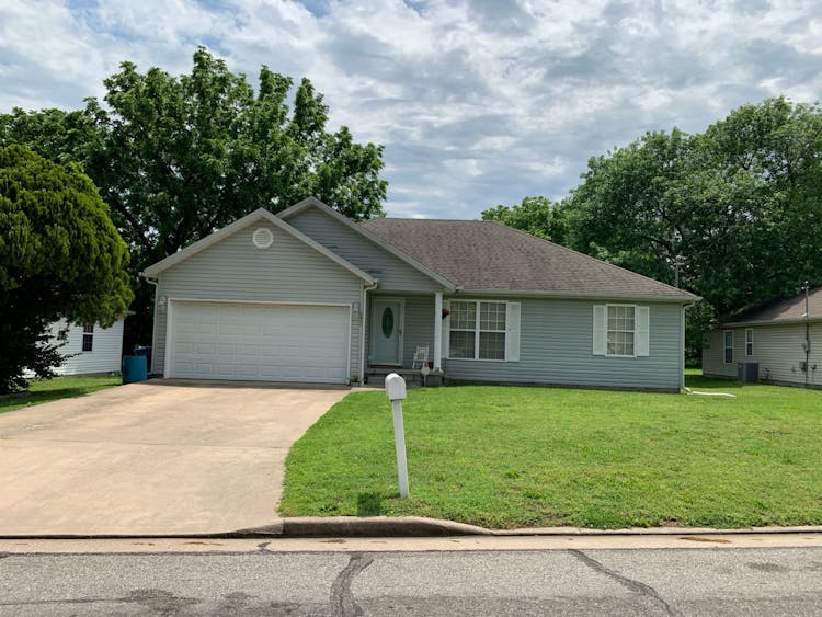 1824 W A St Joplin, MO 64801, Jasper County