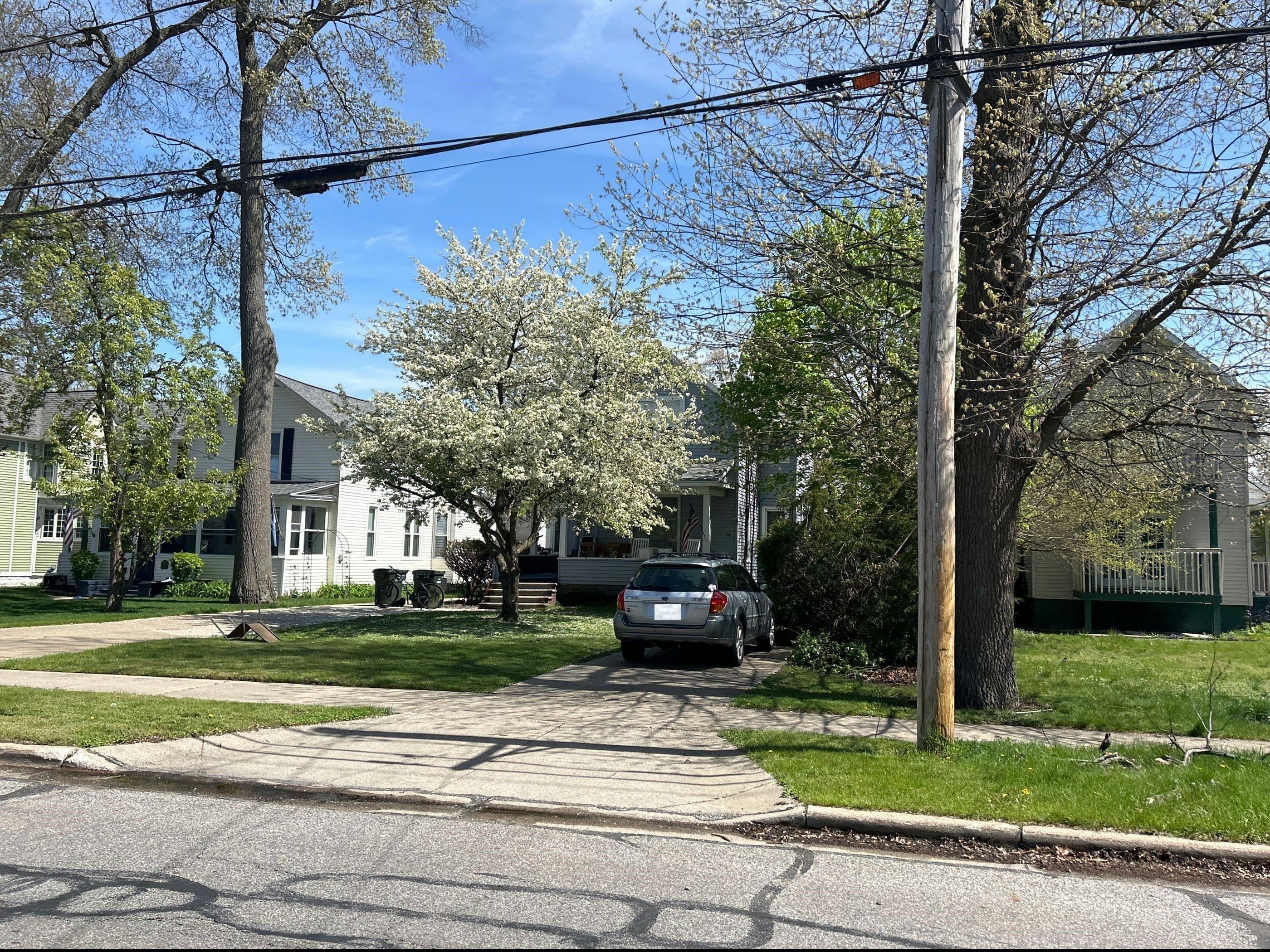 Lakeshore Dr, Muskegon, MI 49441 #1
