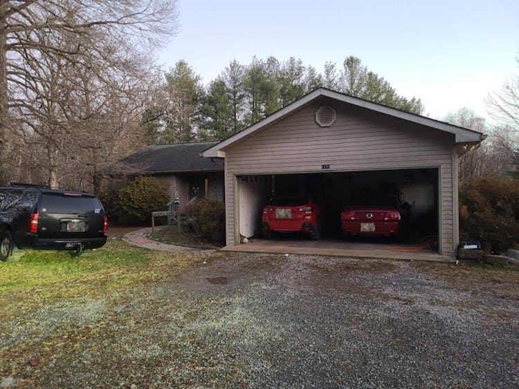 1296 Emerald Valley Way Huddleston, VA 24104, Bedford County