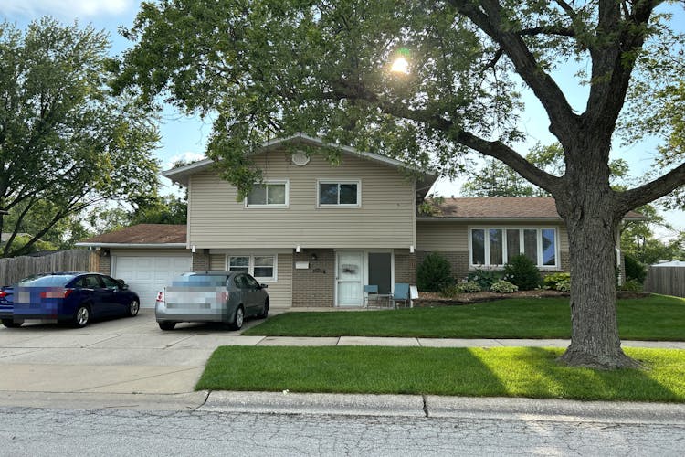 14718 Massasoit Ave Oak Forest, IL 60452, Cook County
