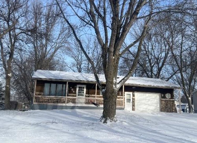 405 16th Avenue Northeast Waseca, MN 56093, Waseca County