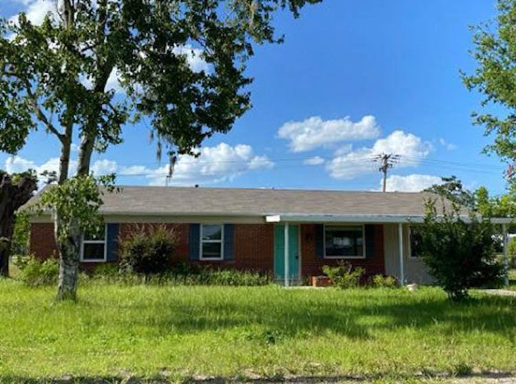 815 E Cherry St Perry, FL 32347, Taylor County