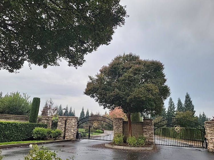 6804 East Carmalee Lane Fresno, CA 93727, Fresno County