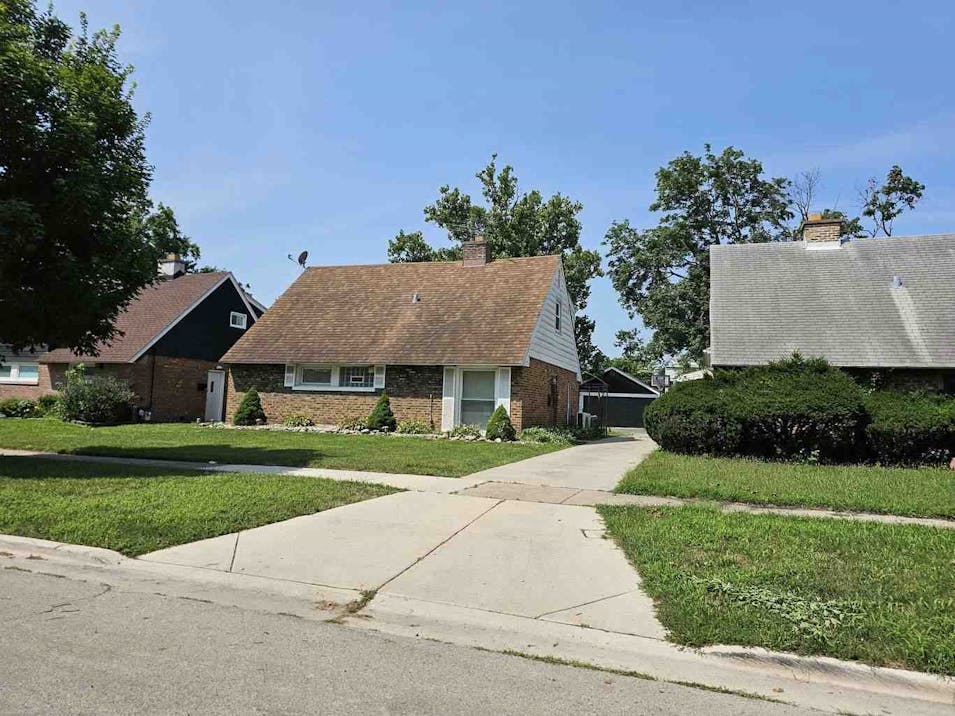 4312 Elm Ave Lyons, IL 60534, Cook County