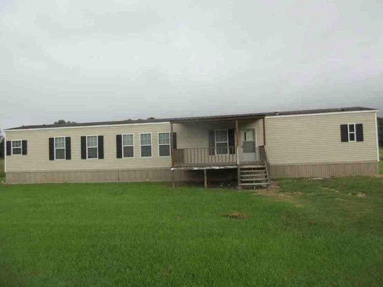 1062 Gold St Ville Platte, LA 70586, Evangeline County