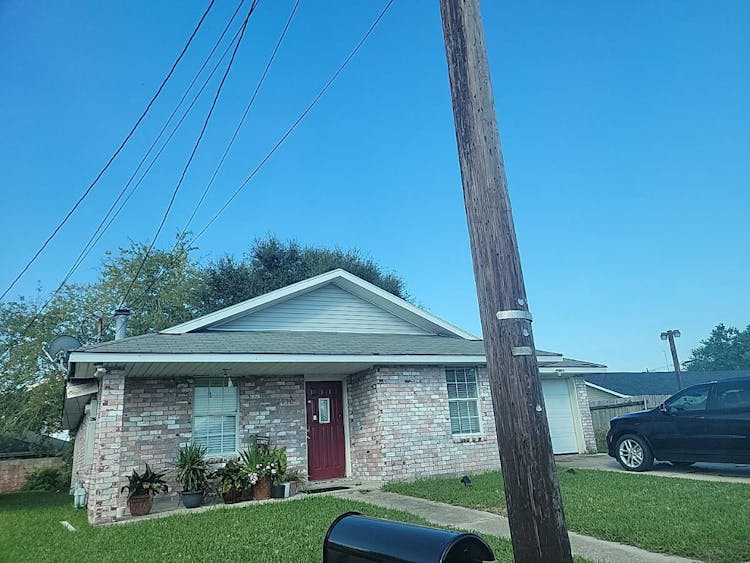 7930 Trout Rd New Orleans, LA 70126, Orleans County