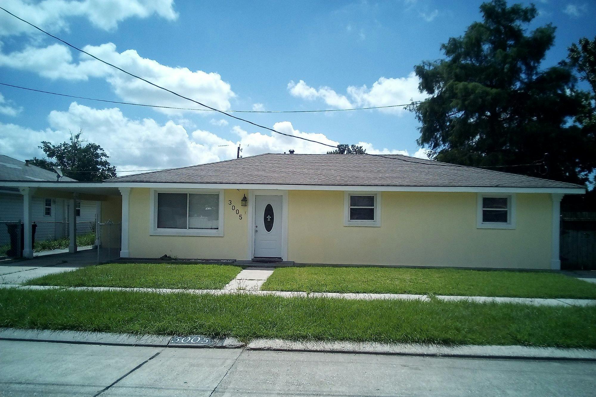 Pecan Dr, Chalmette, LA 70043
