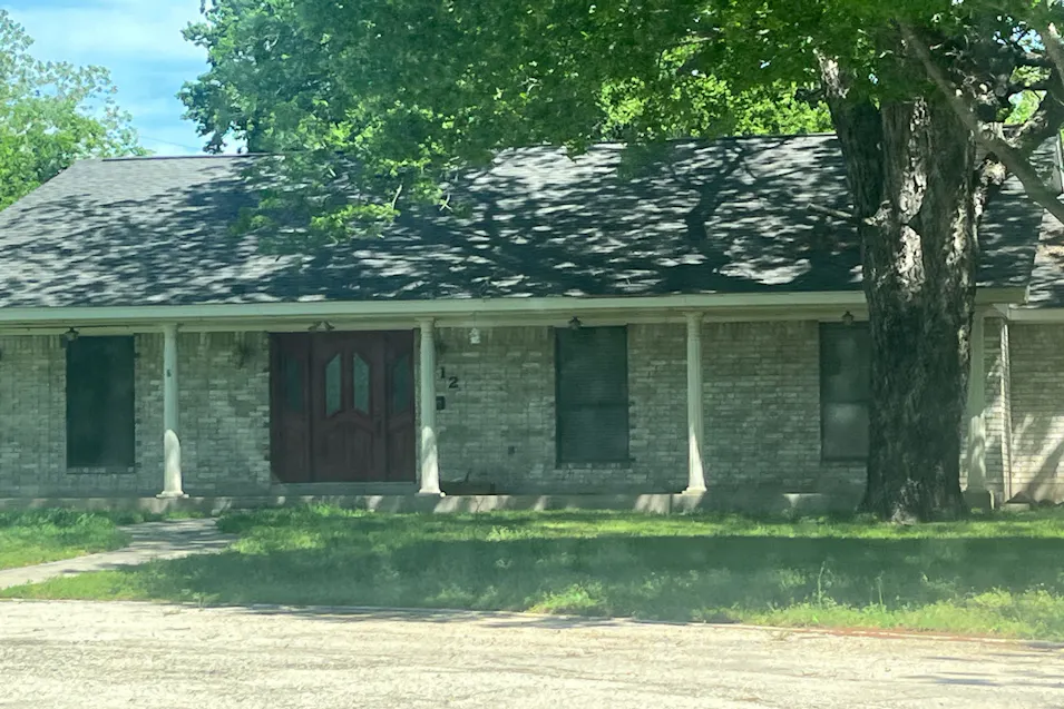 512 W State St Alvord, TX 76225, Wise County