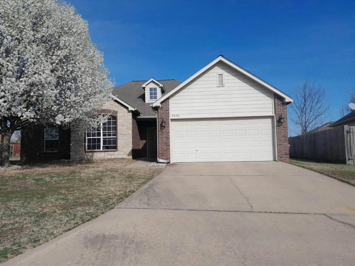 Wolf Run Dr, Claremore, OK 74019 #1
