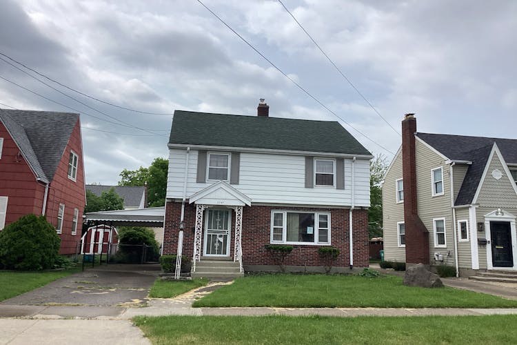 2947 Porter Road Niagara Falls, NY 14305, Niagara County