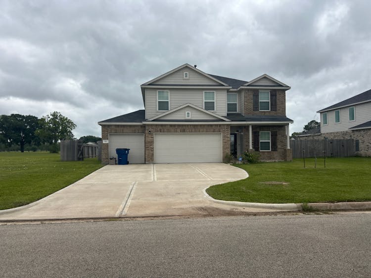 521 Green Meadows Dr West Columbia, TX 77486, Brazoria County