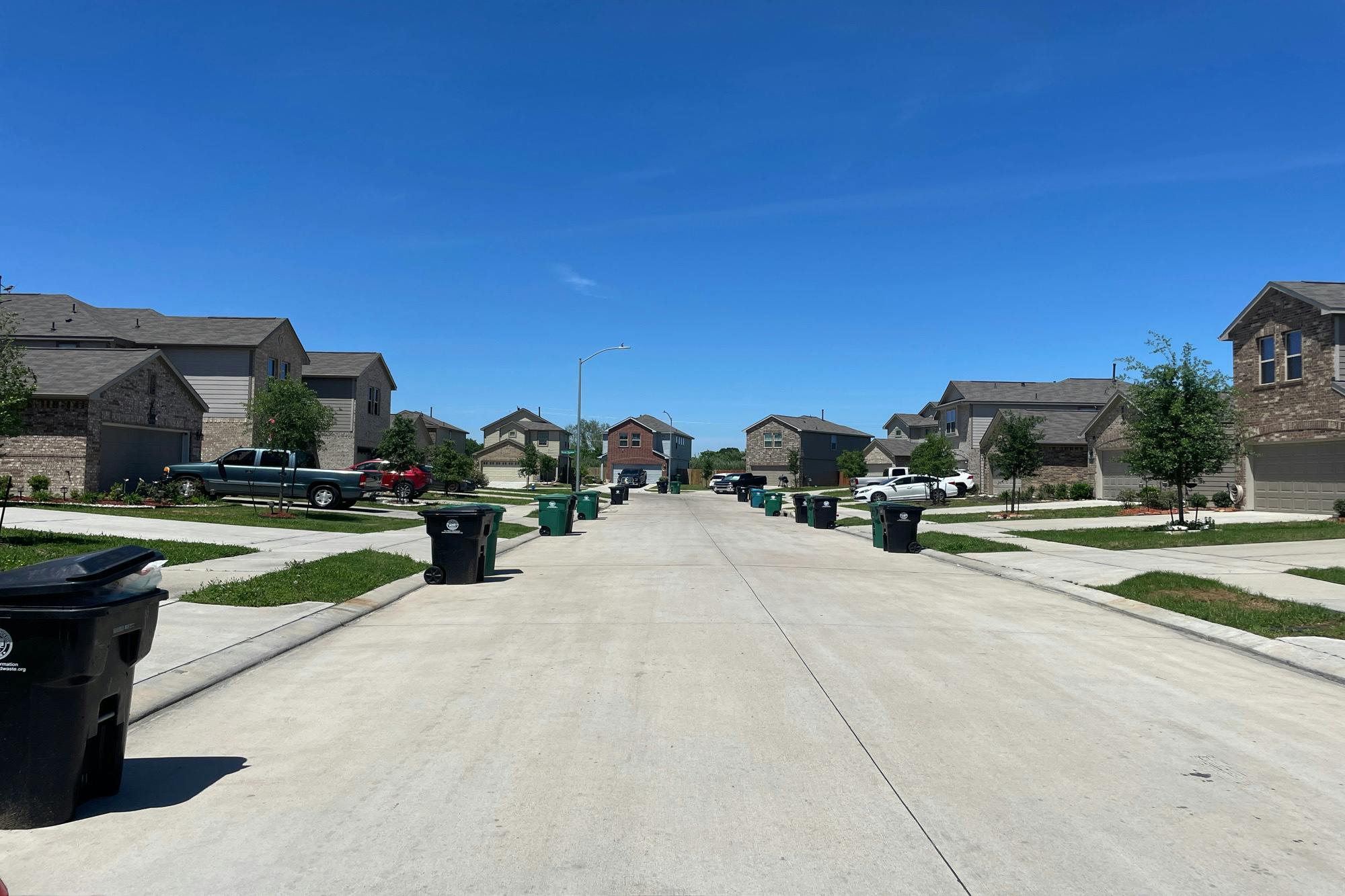 Ardery Meadow Dr, Houston, TX 77048