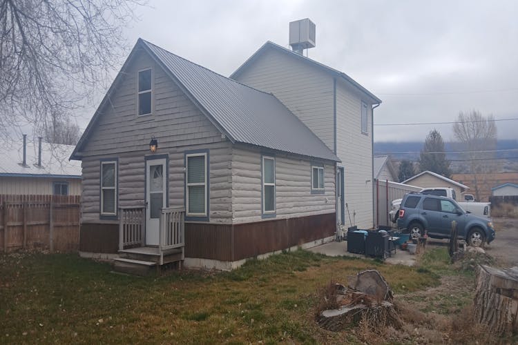 135 E 4th St Parachute, CO 81635, Garfield County