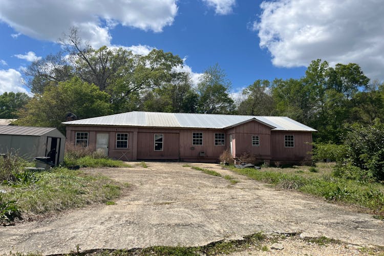 1019 Homochitto St Bogalusa, LA 70427, Washington County