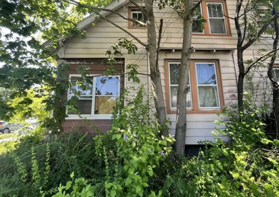 17 Whiteland Ave Downingtown, PA 19335, Chester County