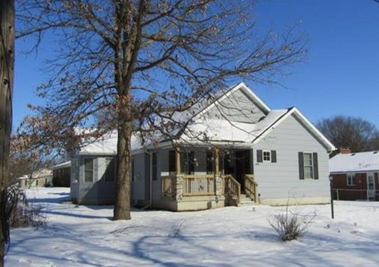 404 W Oglesby St Monticello, IL 61856, Piatt County