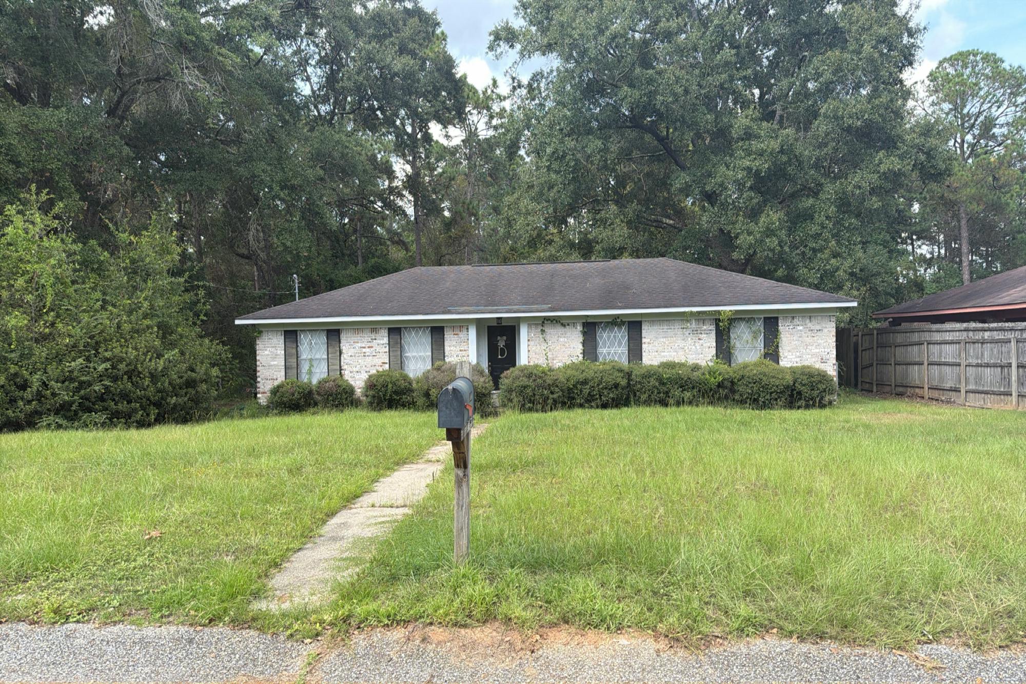 Adobe Ridge Rd, Mobile, AL 36695