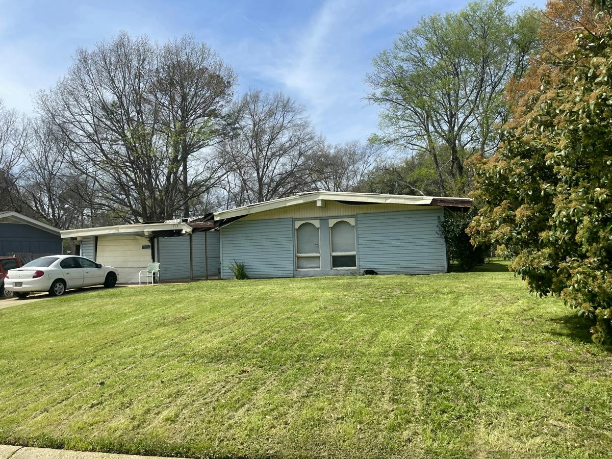 David Dr, Jackson, MS 39209