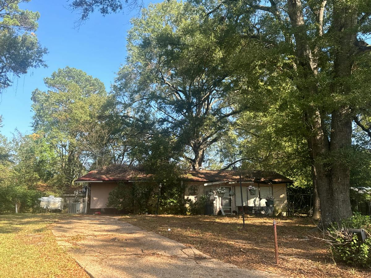 Fairlawn Ct, Shreveport, LA 71118