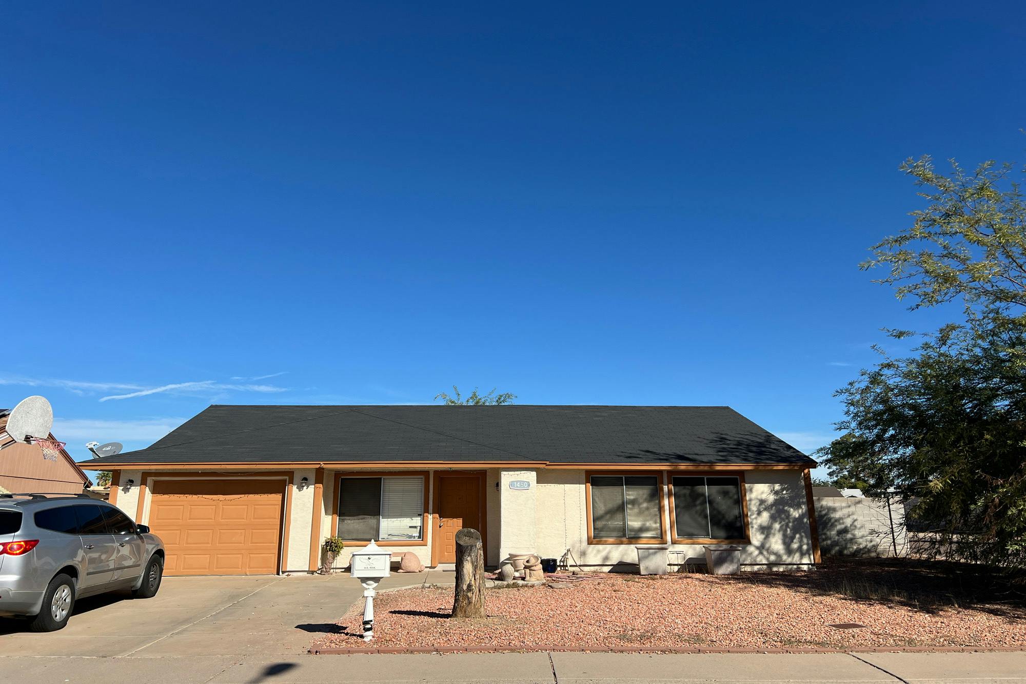 Montoya Ln, Phoenix, AZ 85027