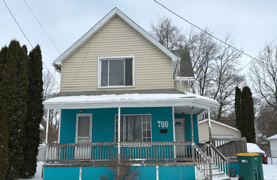 700 W Main St Durand, MI 48429, Shiawassee County