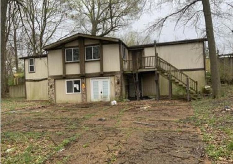 401 E 2nd St Okawville, IL 62271, Washington County