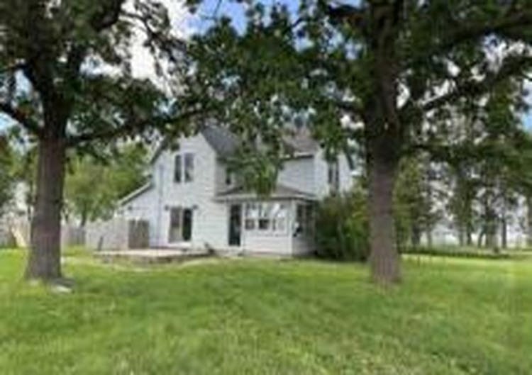 1966 P Ave Traer, IA 50675, Tama County