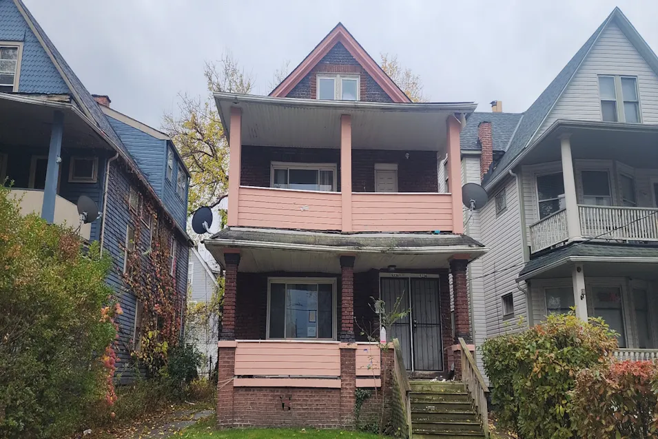 9236 Adams Ave Cleveland, OH 44108, Cuyahoga County