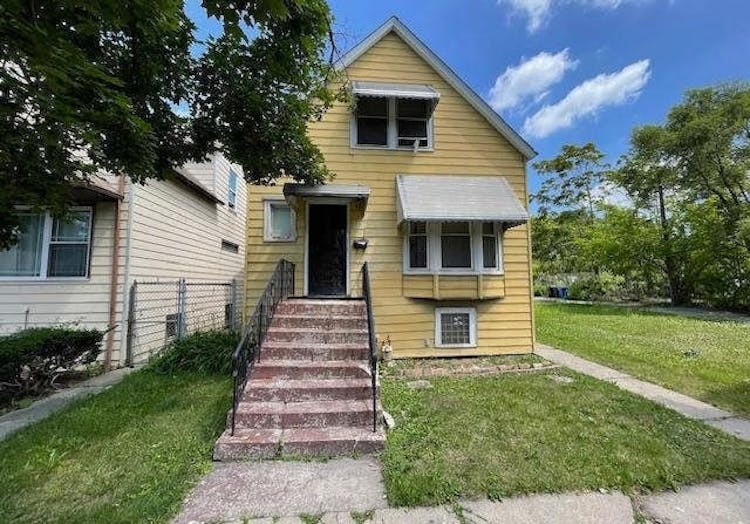 116 W 108th St Chicago, IL 60628, Cook County
