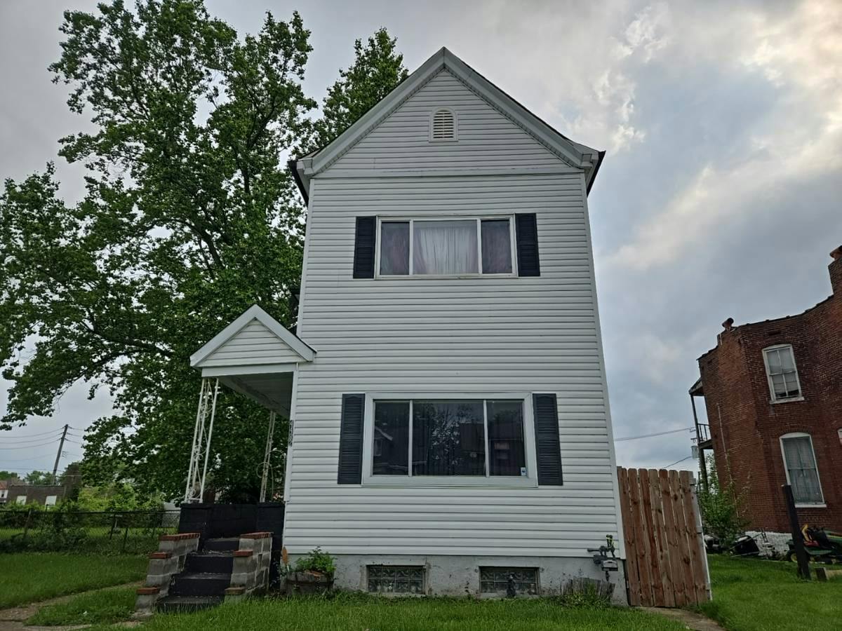 San Francisco Ave, Saint Louis, MO 63115