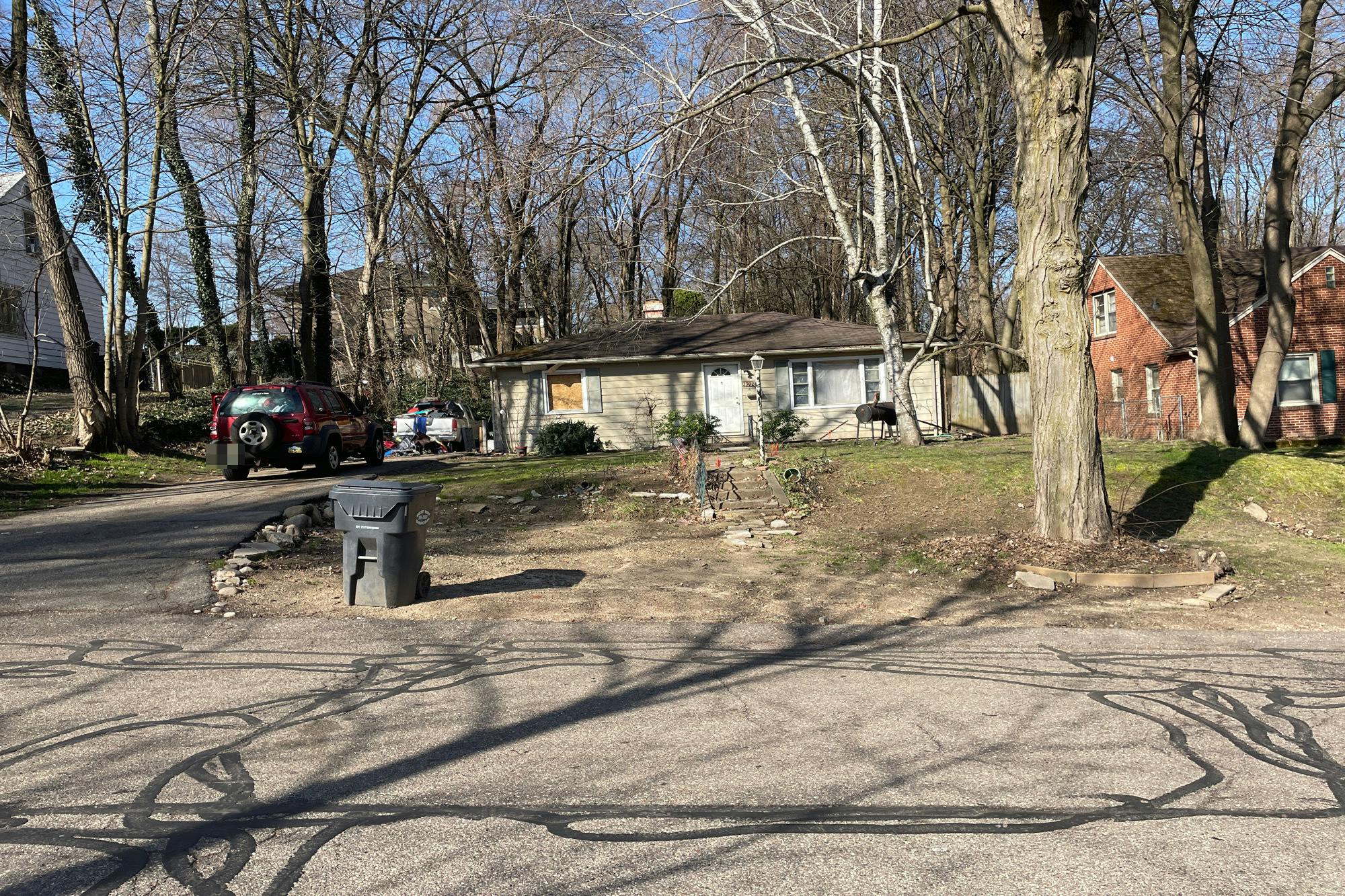 Cameron St, Kalamazoo, MI 49001