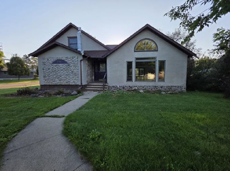 610 6th Street SW Forman, ND 58032, Sargent County