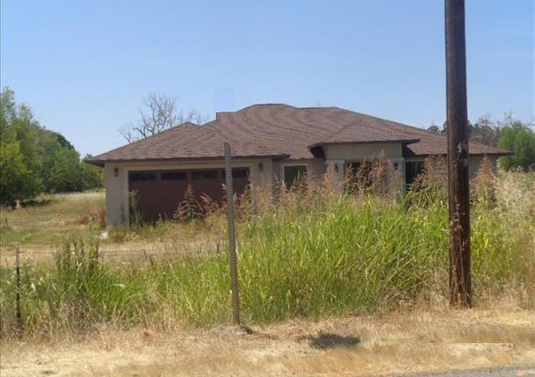 3760 Locust St Cottonwood, CA 96022, Shasta County