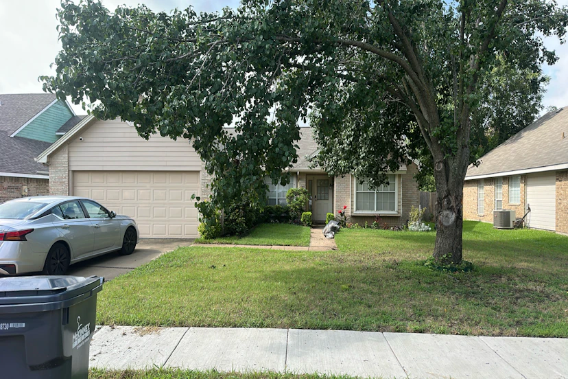 1005 Hyde Park Drive