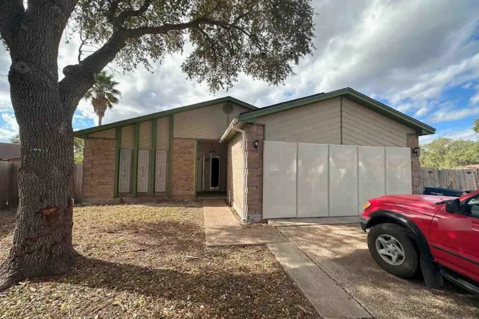 11313 Red Creek Cir Corpus Christi, TX 78410, Nueces County