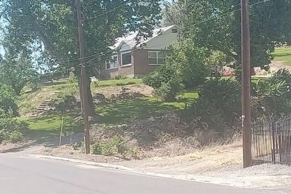 1016 W Riverside Ave Sunnyside, WA 98944, Yakima County