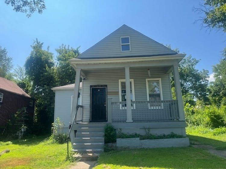 5052 Plover St Louis, MO 63120, St. Louis County