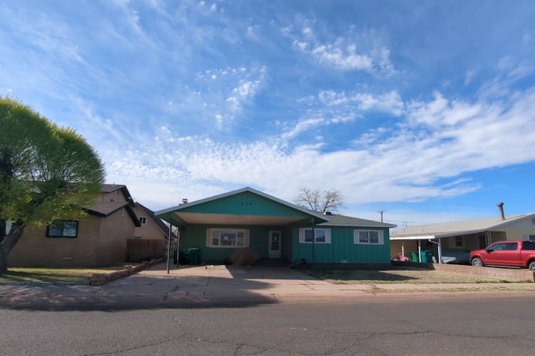 217 E Hillview Street Winslow, AZ 86047, Navajo County