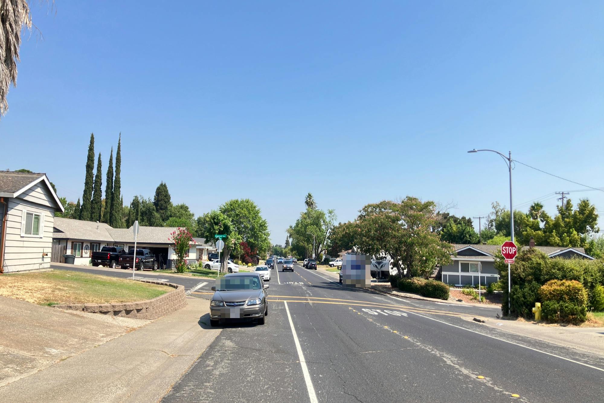 Crestmont Ave, Roseville, CA 95661