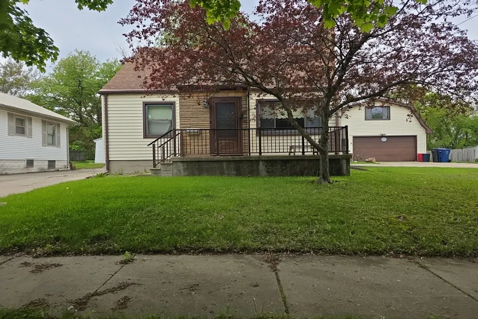 1514 Hughes Ave Flint, MI 48503, Genesee County